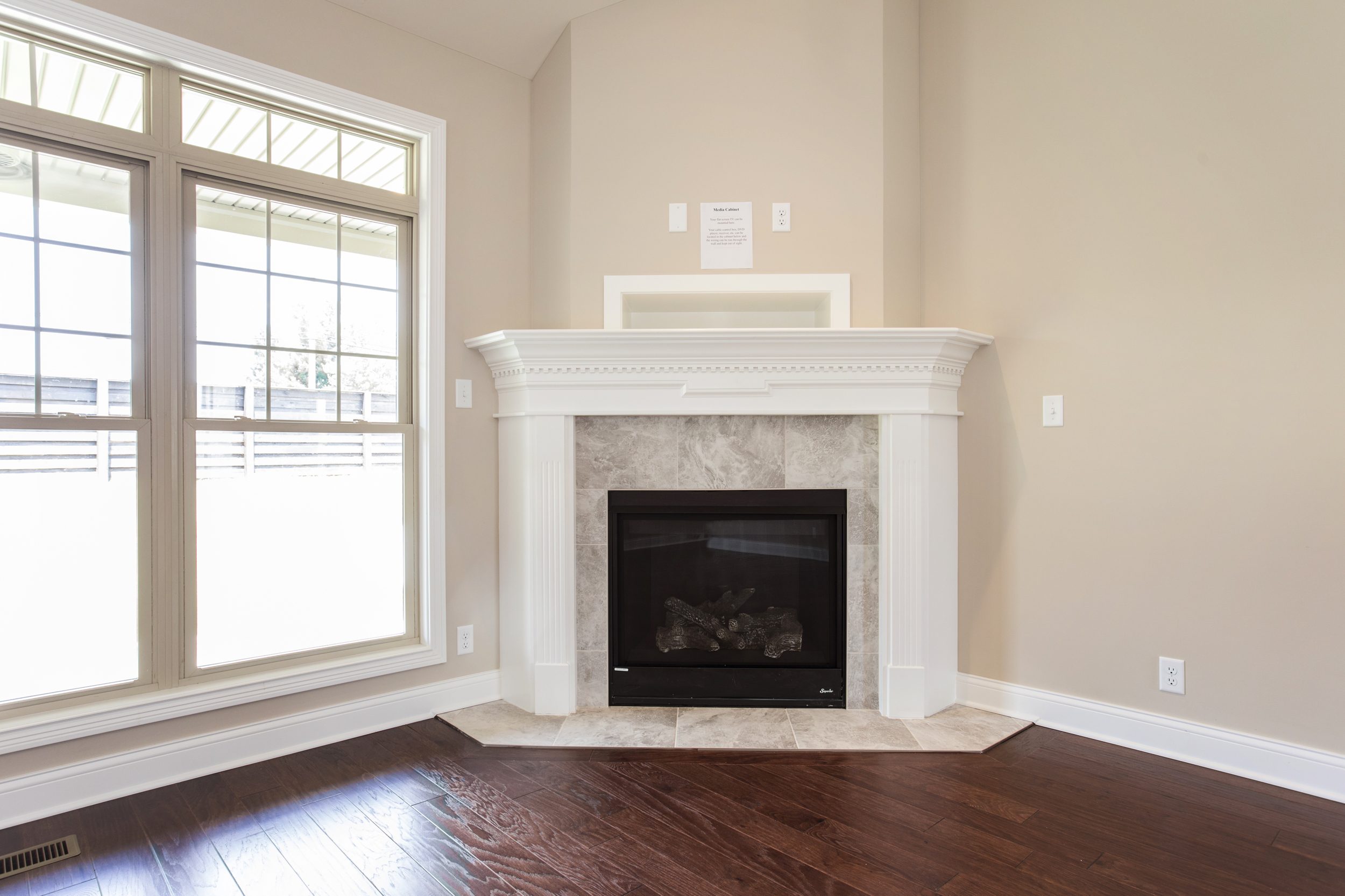 10-great room fireplace
